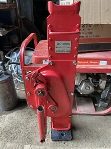 Фото №0 Аренда реечного домкрата 10 т с низким подхватом