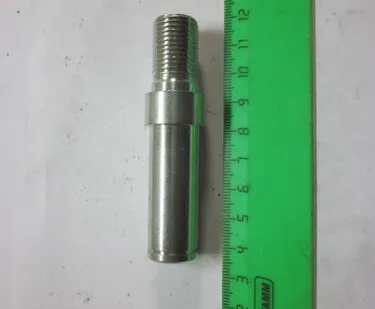 фото Ось верхняя К-35 [125742]