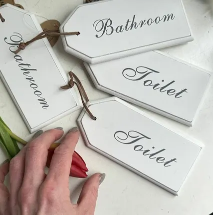 Фото №0 Табличка Toilet 7х15 см дерево