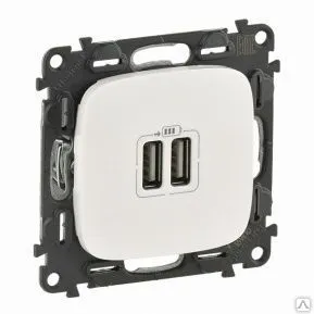 фото Valena ALLURE Зарядное устройство с двумя USB белое