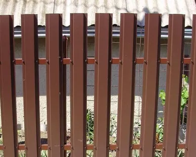 фото Металлоштакетник ТР 80 (10х10х10х40х10х10х10) 2-х стор Ral 8017