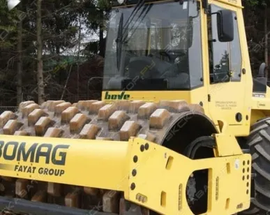 фото Аренда дорожного катка BOMAG BW 215 (кулачковый), Москва