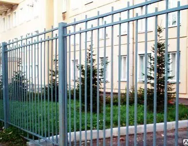 фото Забор из сварных секций
