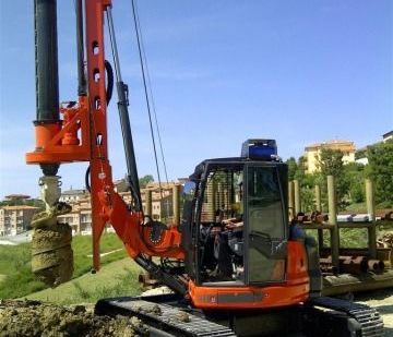 фото Малогабаритные буровые
установки! Бурение по технологии CFA!