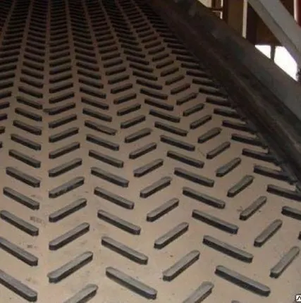 Фото №0 Лента конвейерная рифленая 2.2-1400-5-ТК-200-2-5-2-РБ