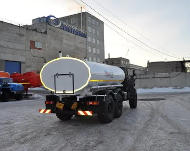 фото АЦПТ-9,5 Урал 4320