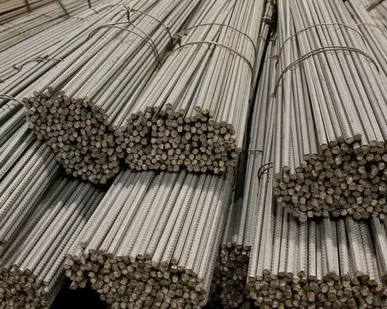 фото Арматура А500С ф12 11700