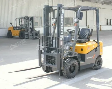 фото LiuGong CPCD15 вилочный погрузчик 1,5 тонны (автопогрузчик, кара)