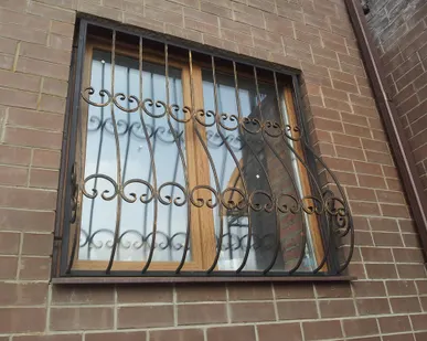 фото РЕШЕТКИ НА ОКНА