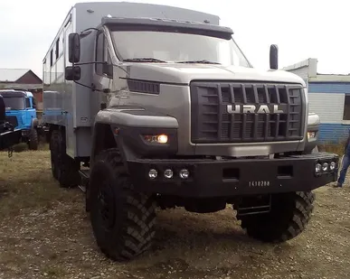 фото Вахтовый автобус Урал-NEXT 28 мест + 2 места в кабине