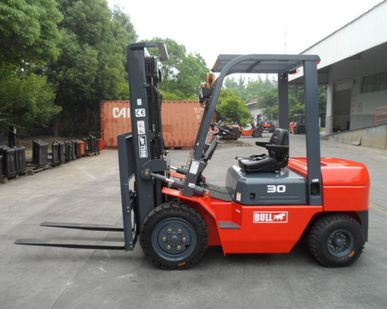 фото Вилочный погрузчик Bull FD30DE М300