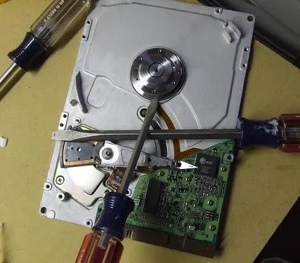Фото №0 Восстановление информации c HDD