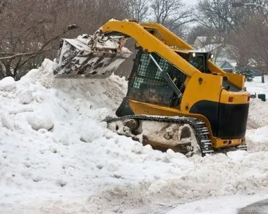 фото Уборка снега техникой от собственника