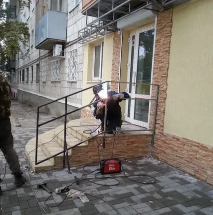 Фото №0 Установка перил