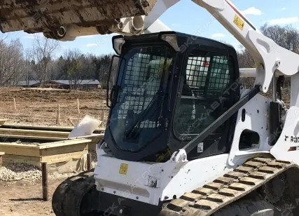 Фото №3 Аренда мини-погрузчика Bobcat T770, Москва