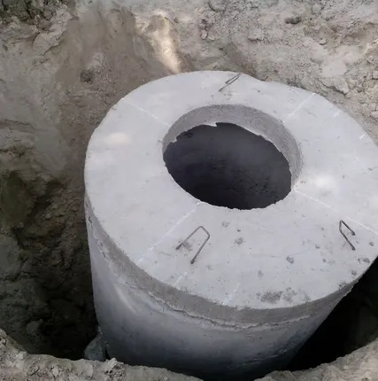 Фото №0 Сливная яма из бетонных колец