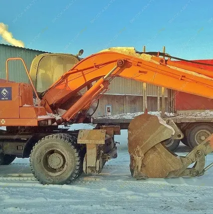 Фото №0 Аренда экскаватора-погрузчика ТВЭКС ЕК 12-10, Санкт-Петербург