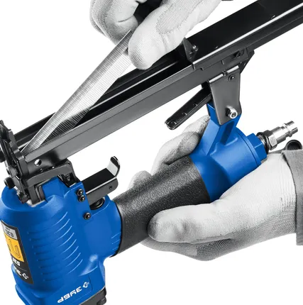 Фото №2 Степлер пневматический 31935 Зубр 53F-22 скобы тип 53F / 10-22 мм