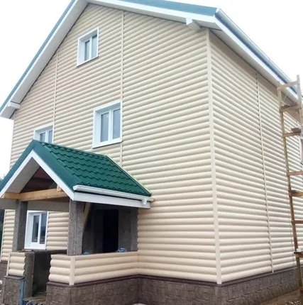 Фото №0 Фасад из винилового сайдинга