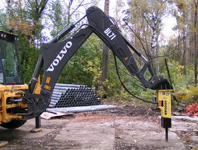 фото Гидромолот на экскаваторе VOLVO BL71 сдаю в аренду