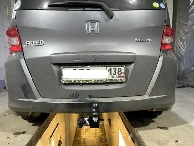 Фото №0 Honda Freed ГИБРИД (1 поколение, GP3) 2WD/4WD 2008-2016 г.г. и Honda Freed Spike ГИБРИД 2010-2016 г.г.