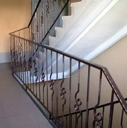 Фото №0 Перила для лестницы кованые
