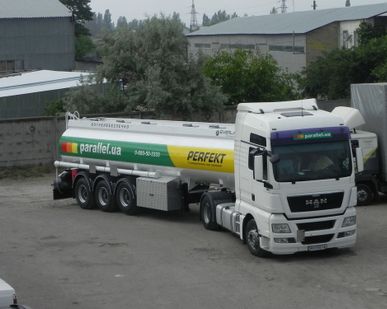 фото Цистерна для перевозки ГСМ, Бензовоз