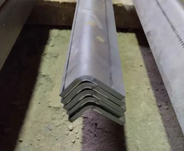 фото Уголок г/н 20х20х2 мм ст 3 ГОСТ 19771-93