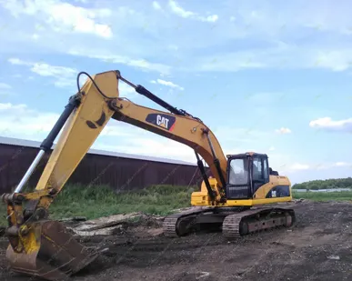 фото Аренда гусеничного экскаватора Caterpillar 325D L, Москва