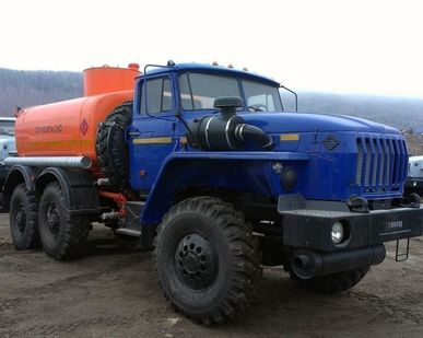 фото АВТОЦИСТЕРНЫ АТЗ 7,5 на шасси Урал