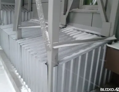 фото Козырьки из профнастила под ключ: изготовим, доставим, установим