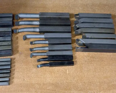 фото Резцы токарные в большом ассортименте