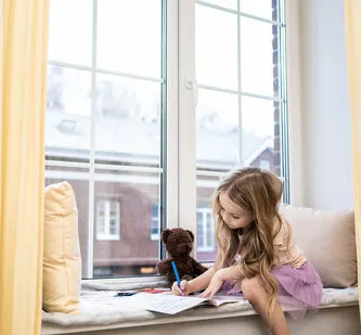 фото Окно пластиковое двустворчатое Рехау Blitz