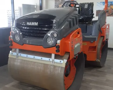 фото Тандемный каток с двумя вибрирующими вальцами HAMM HD 14 VV в Москве