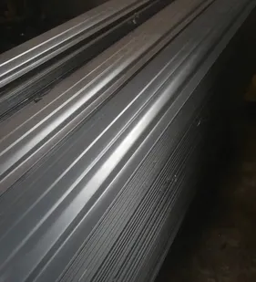 фото Штакетник h-2м-238шт (царапины, ral 7024)