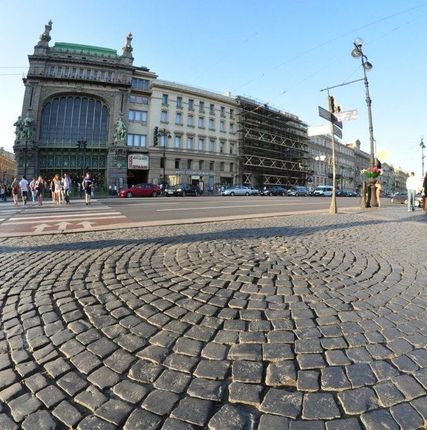 Фото №0 Брусчатка пилено-колотая 100х100х50 мм