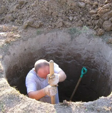 Фото №0 Чистка колодца