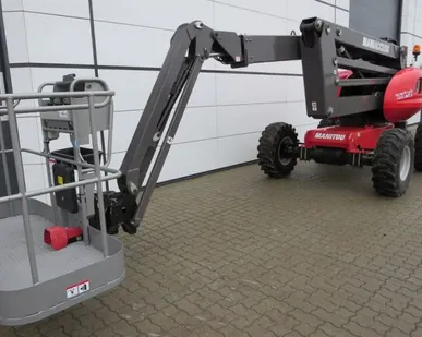 фото Аренда подъёмника стрелового самоходного Manitou 180 ATJ