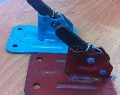 фото Клипса для опалубки