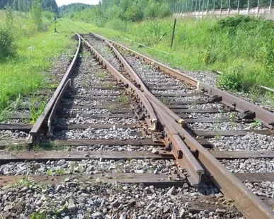 фото Производим демонтаж верхней части ЖД путей, стрелочных переводов.