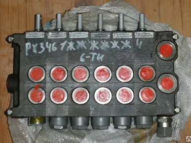 фото РХ346 3КККК3 – 4-х секционный гидрораспределитель