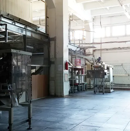 Фото №2 Промышленное здание на проспекте Карла Маркса в Кингисеппе