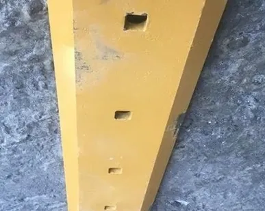 фото Нож средний 13G-72-61410 (Сталь 45) для спецтехники Komatsu D 63 Е