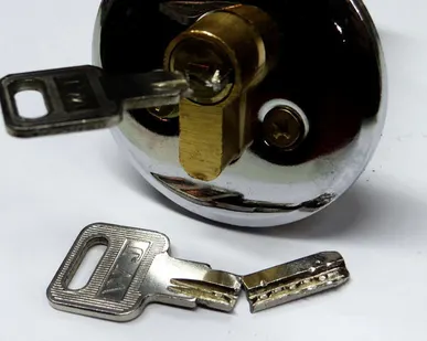 фото Изготовление ключей по замку