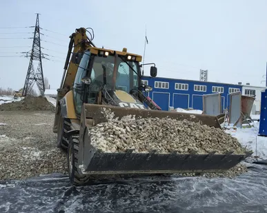 фото Услуги экскаватора погрузчика