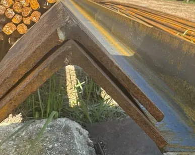 фото Уголок