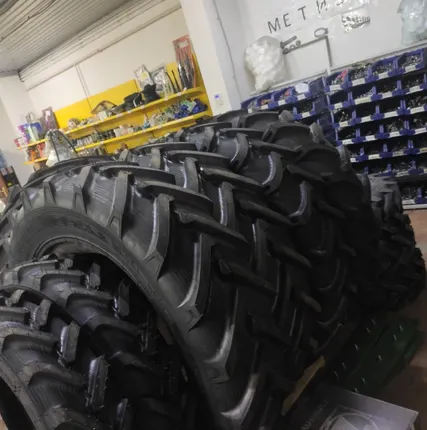 Фото №9 Шины задние широкие для МТЗ 15,5-38 Ф-2АД