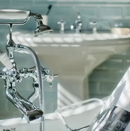 Фото №0 Сантехнические работы