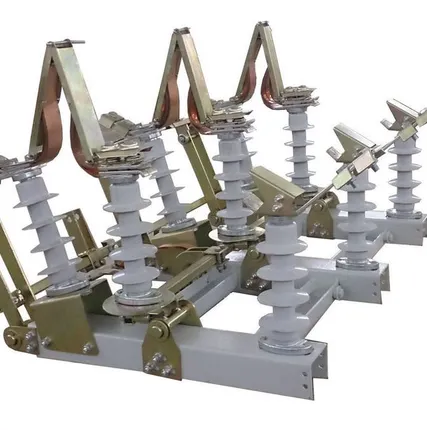 Фото №0 Разъединитель РЛК-10/630 -II УХЛ1 с приводом ПР-01 (без заземлителя)