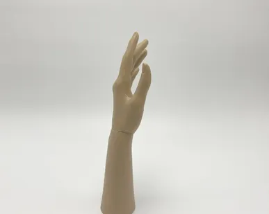 фото Рука телесного цвета